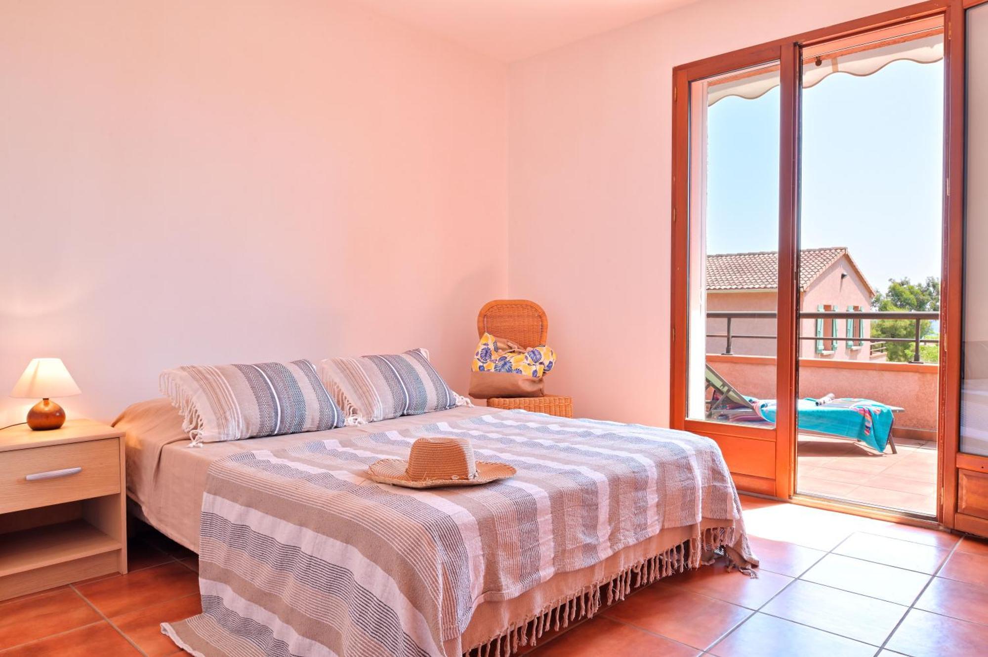 Pinea Mare Hotel Poggio Mezzana Екстериор снимка